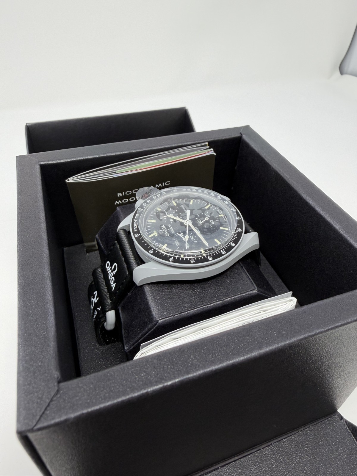SWATCH x Omega Bioceramic Moonswatch Mission To The Moon Watch Grey/Black