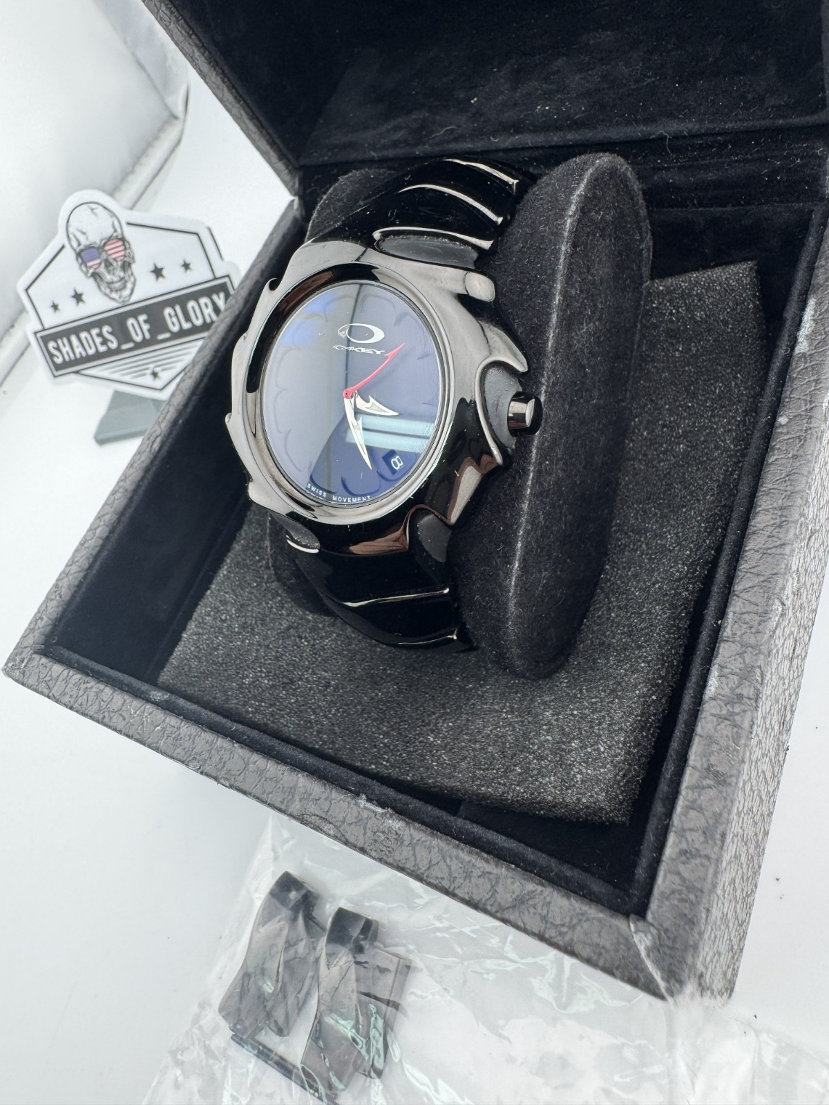 OAKLEY BLADE STEALTH BLACK STAINLESS STEEL BRACELET 10-161 VTG 2004 NEW BATTERY