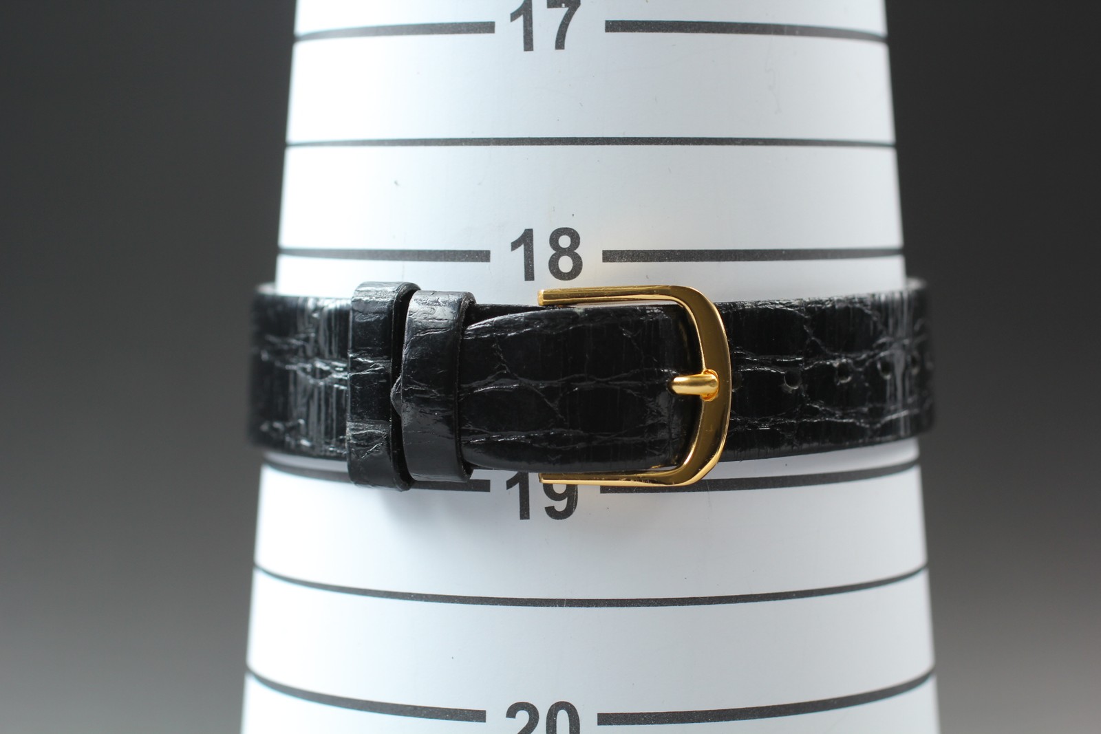 [Near MINT] Seiko Dolce 5E61-0A70 Gold Round Quartz 32mm Men’s Watch From JAPAN