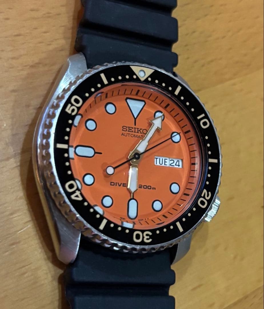 Seiko Automatic Watch Orange Dial 200m Waterproof From Japan