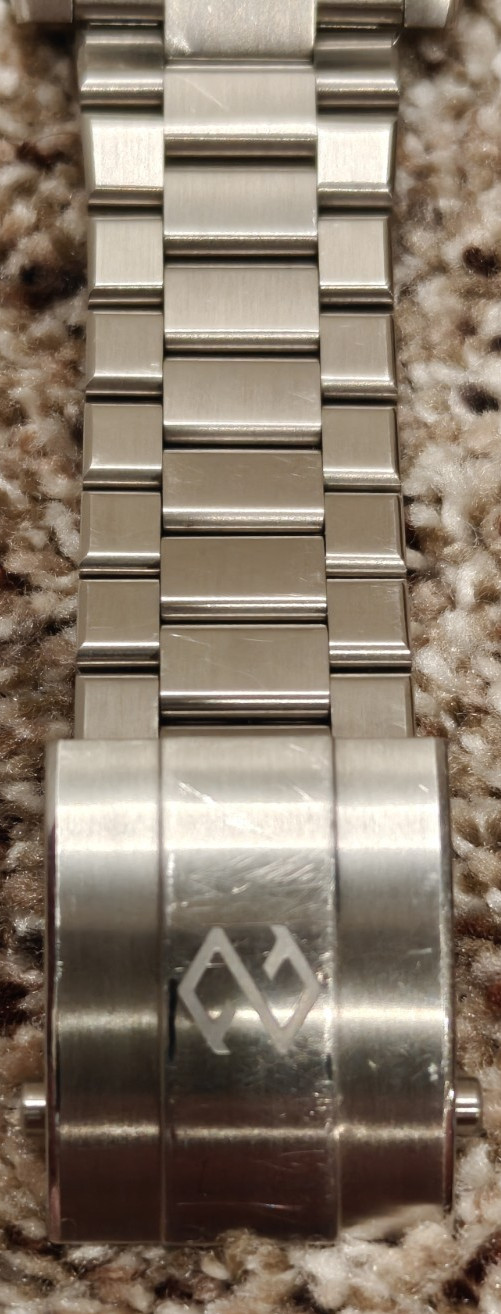 Formex Reef GMT 42mm White Dial Black/Blue And Green Bezel With Black Nato Strap