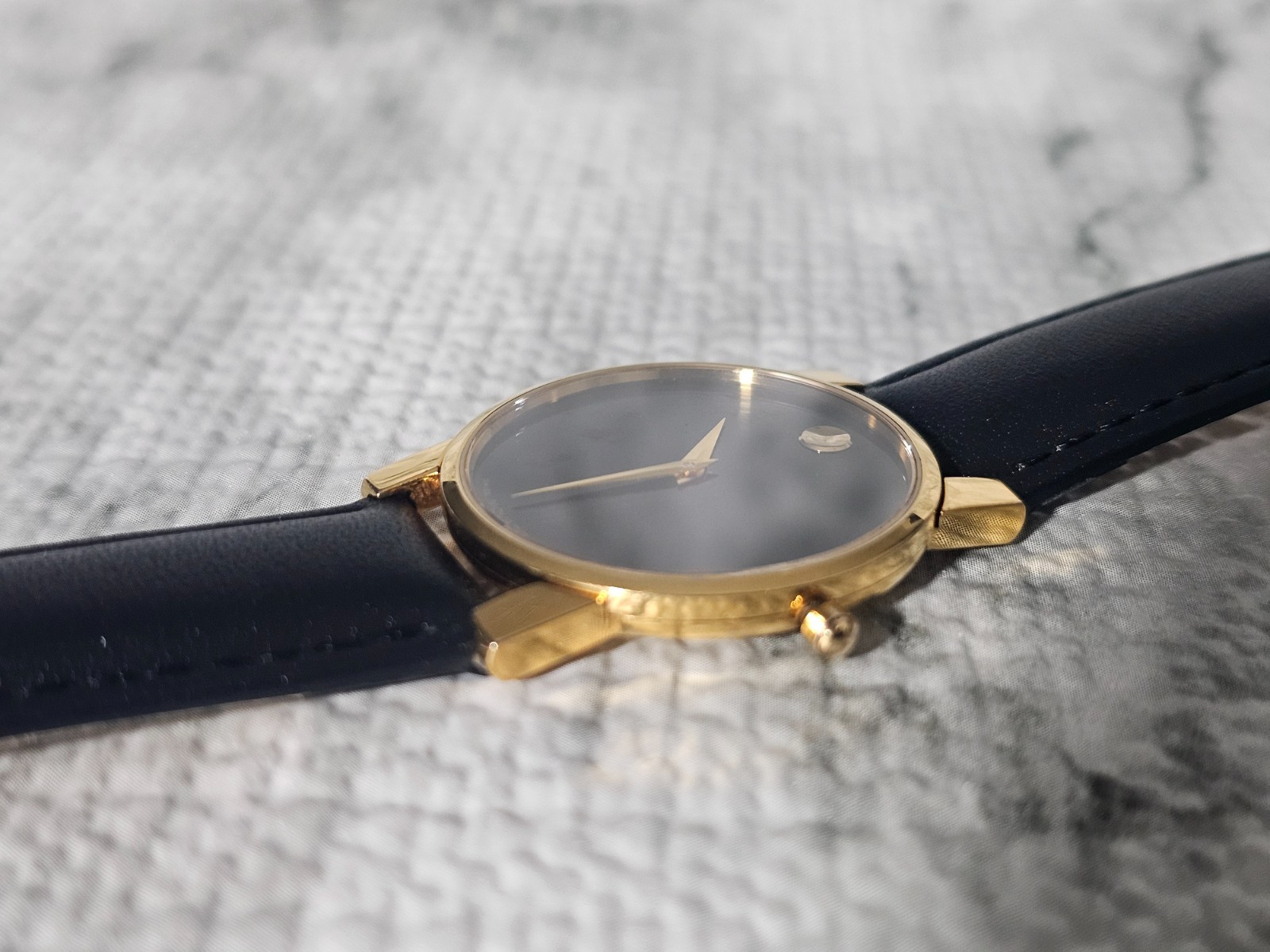 Movado Museum 87.G4.875 Gold-Plated Swiss Quartz Watch