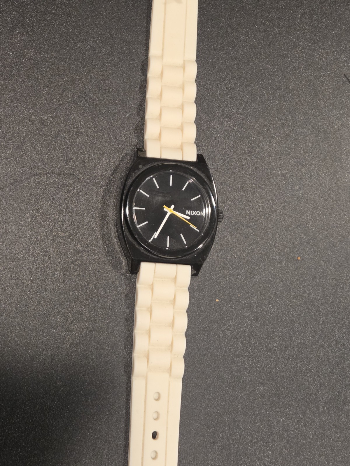 Nixon The Time Teller Quartz Watch Men 100m Black Polycarbonate New Battery C77