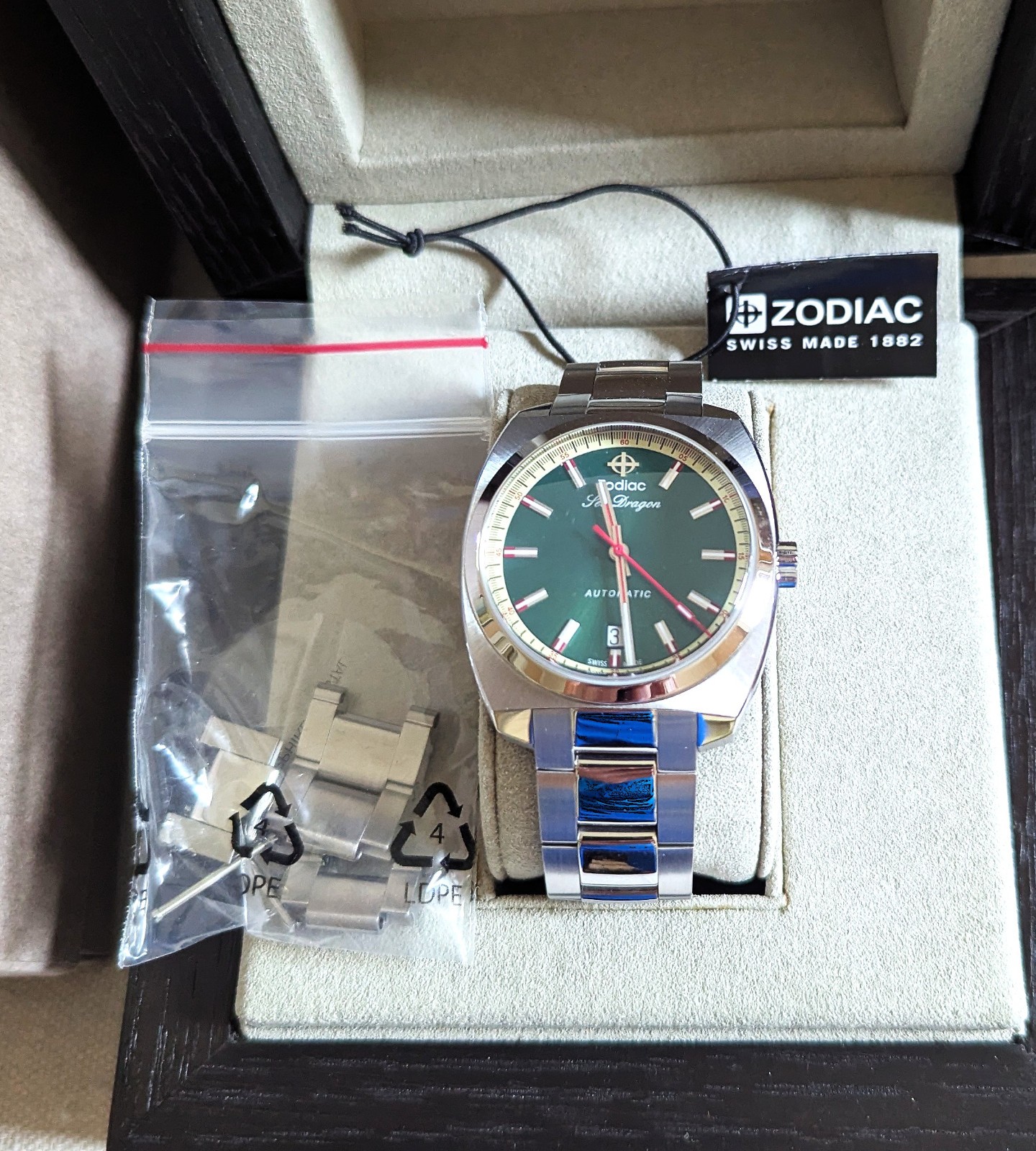 Used Zodiac Sea Dragon Reissue Automatic Diver Watch, Green Dial/Bracelet