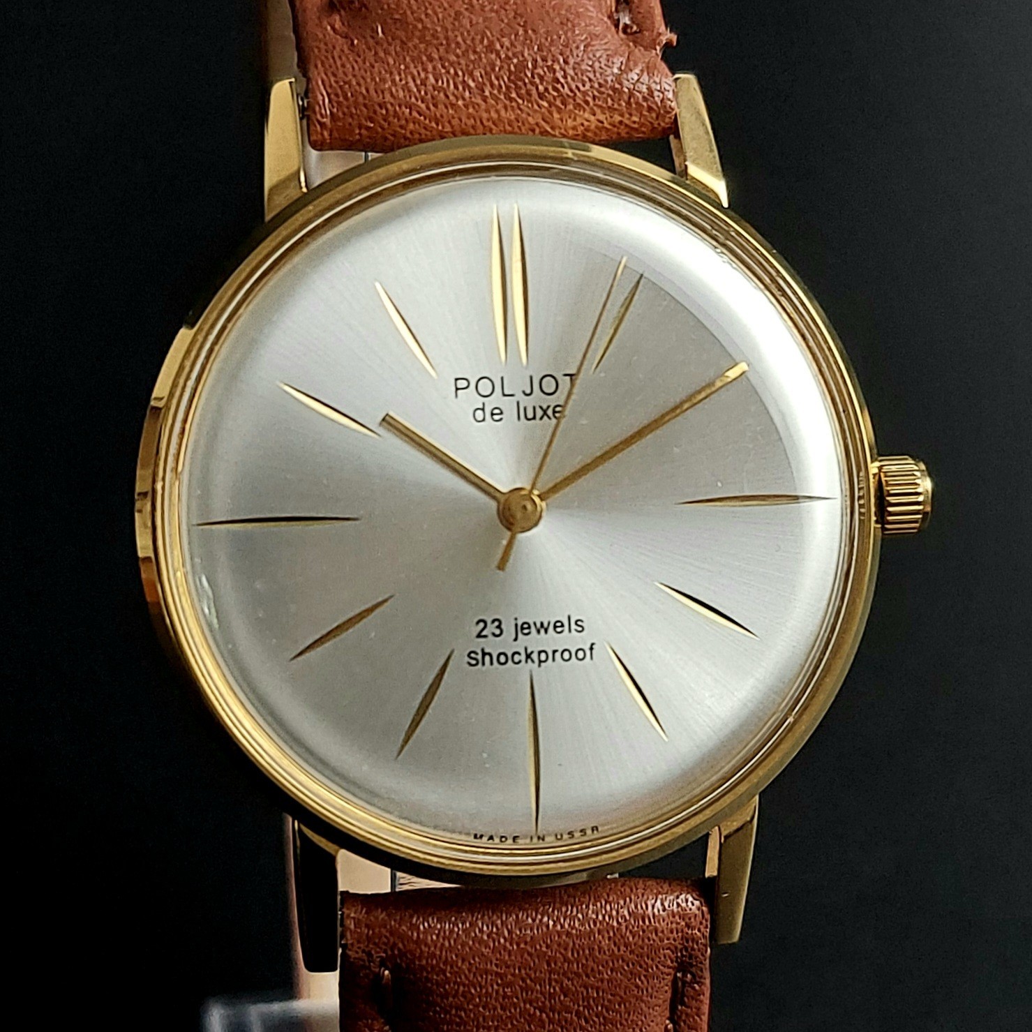 NOS Poljot De LUXE Ultra Slim 23 Jewels 2209 Soviet Vintage Men’s Wristwatch