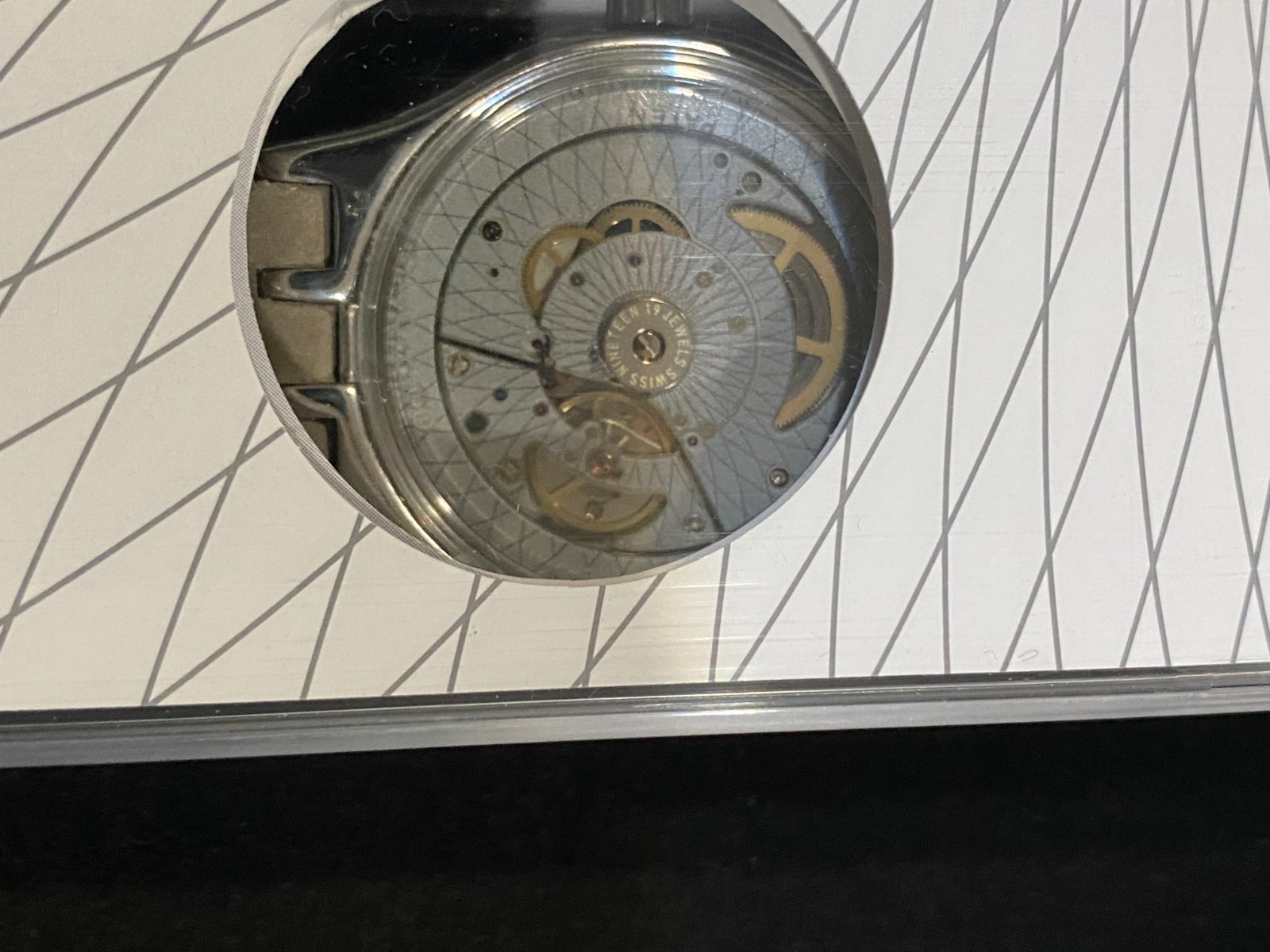 IRONY AUTOMATIC SISTEM51 SWATCH ” SISTEM SAND ” EXCELLENT BOX – NEW – RARE