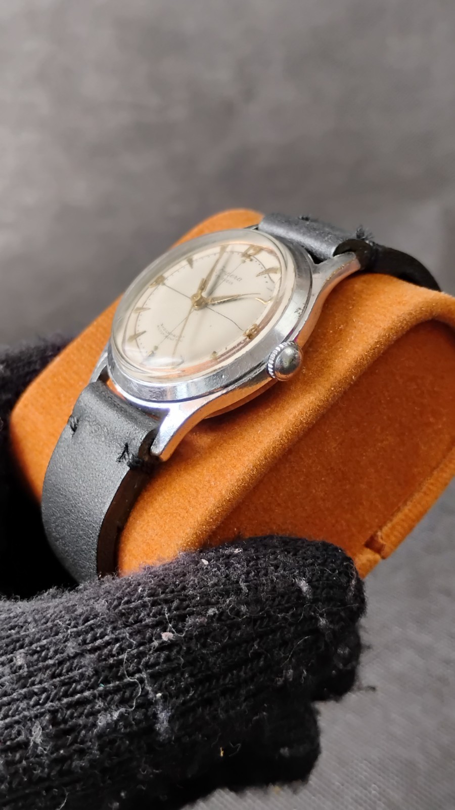 Vintage Impera 17 Rubis Manual Winding 33mm Antique Watch