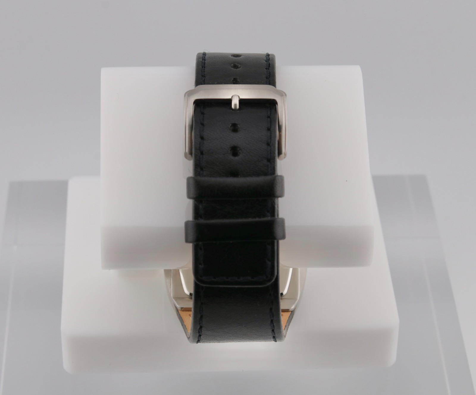 Kenneth Cole White Dial Black Leather Date Tonneau Men’s Watch (85)
