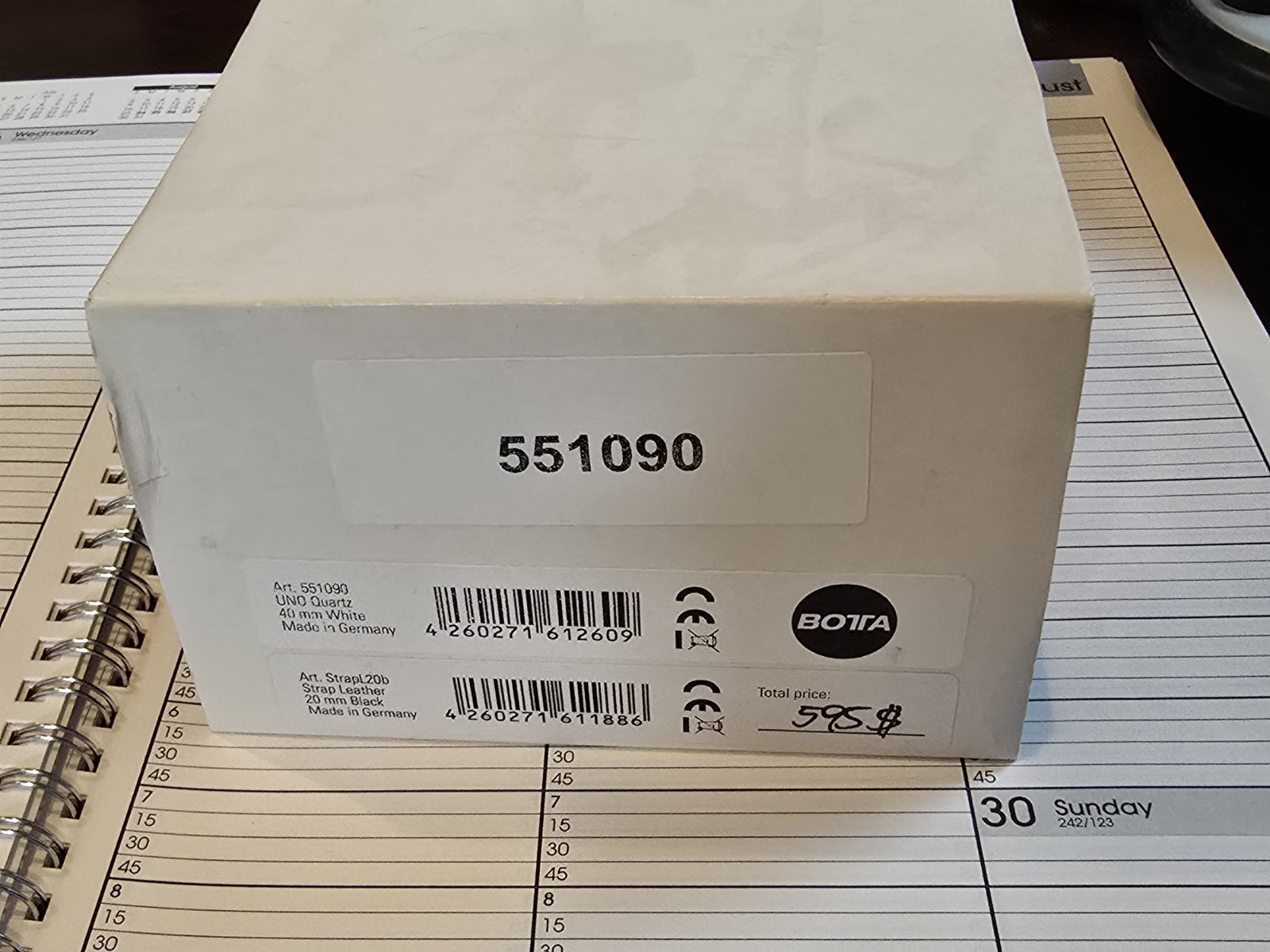 Botta Uno 551090 Quartz watch Titanium white dial made in Germany new battery.