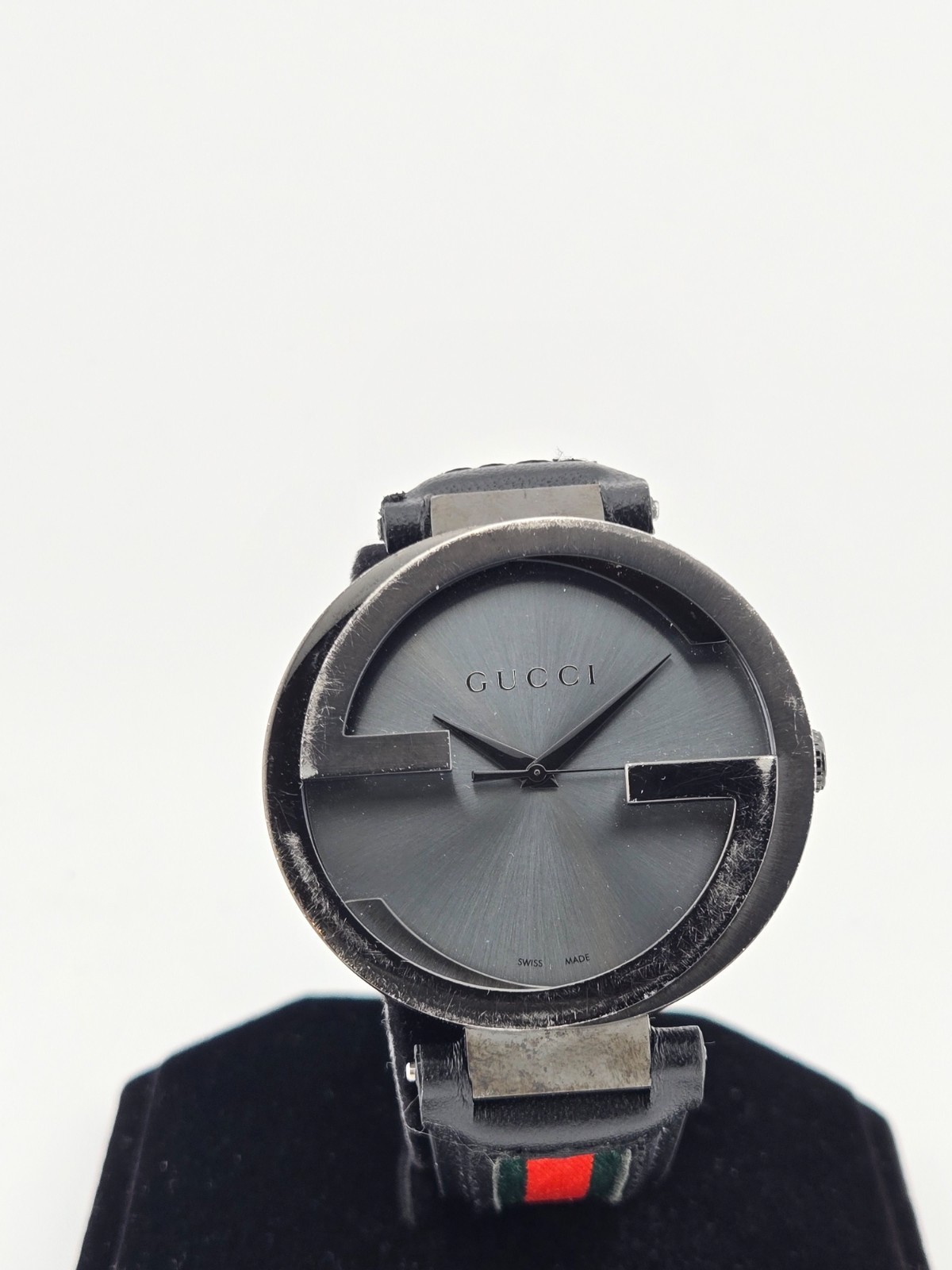 Gucci Interlocking GG Men’s Black Dial Multicolor Leather Strap Watch – YA133206