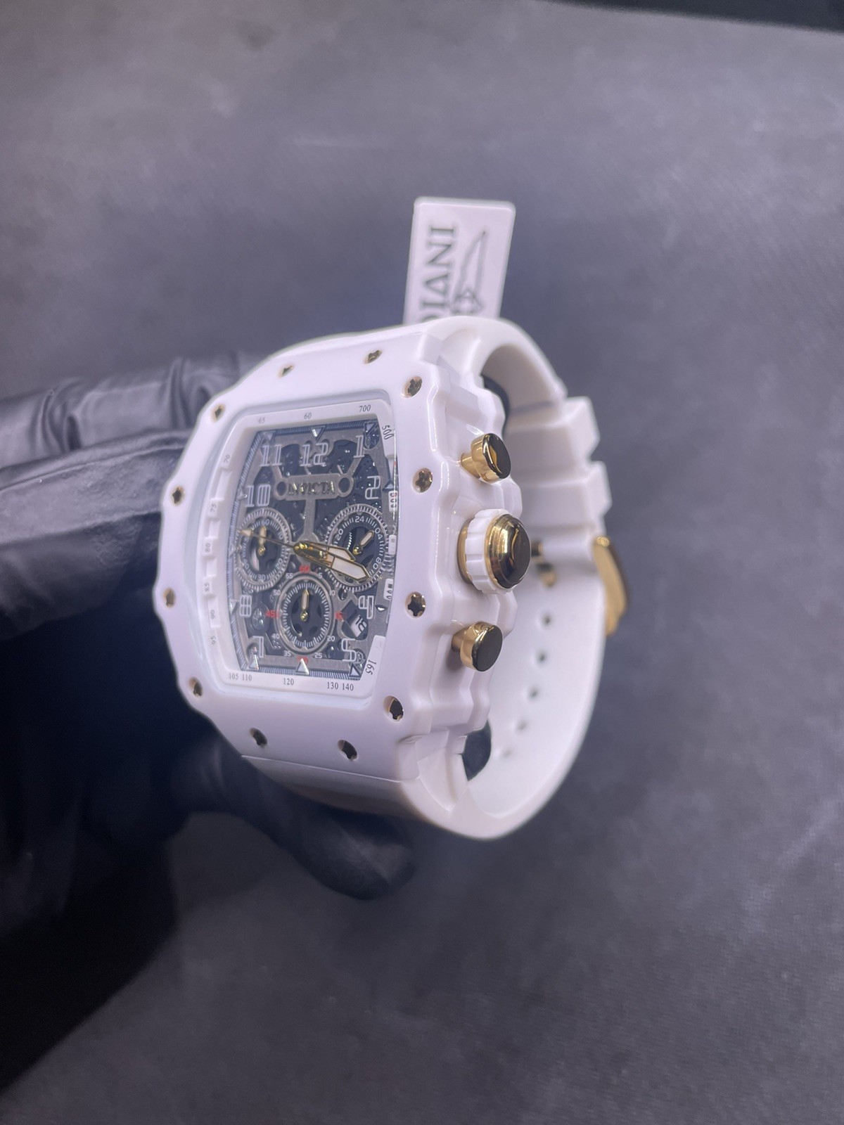 Invicta Racing Hot White Nitro Gen Men’s Watch 43mm 69700 3 Year Warranty w/Box