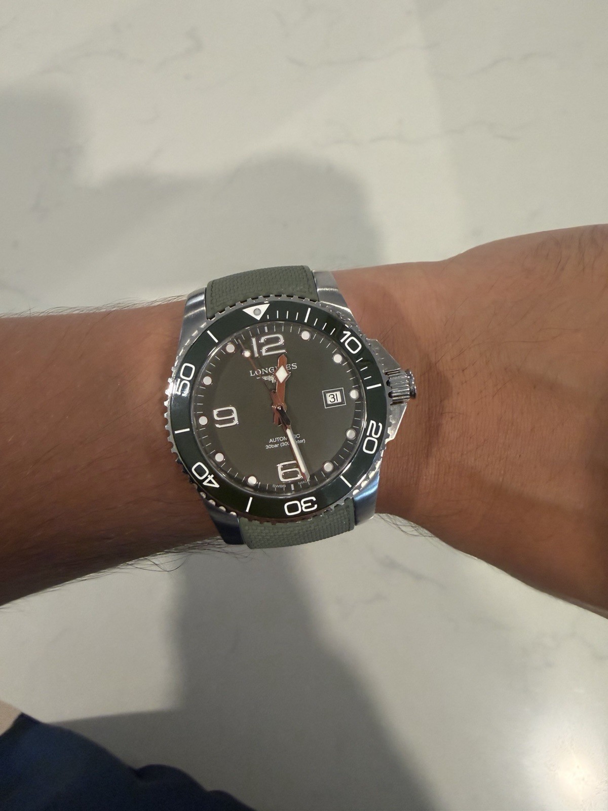 Longines HydroConquest Auto 41mm Green Dial Rubber Strap Date 300m Box