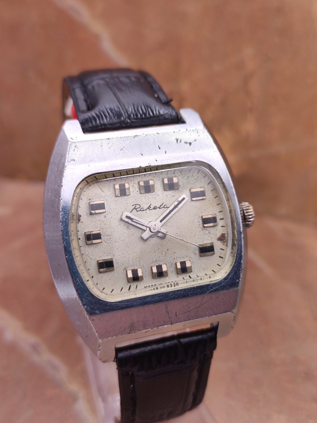 USSR Mechanical Wrist Watch Raketa Baker TV 2609 NA 19 Jewels Soviet Men USSR