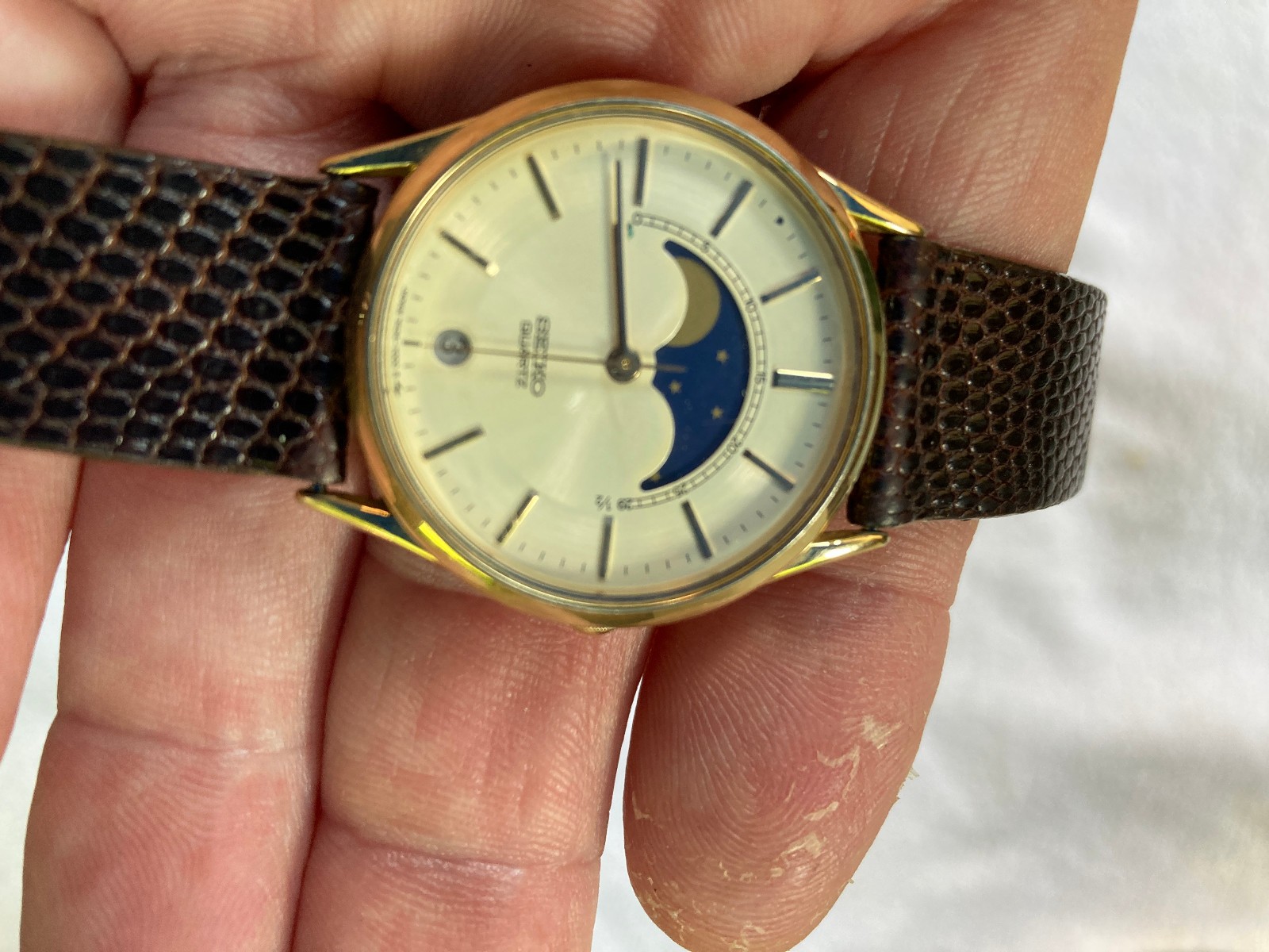 Seiko Moon Phase Watch Men 32mm Champagne Dial Gold Tone Date 7434-7008 New Batt