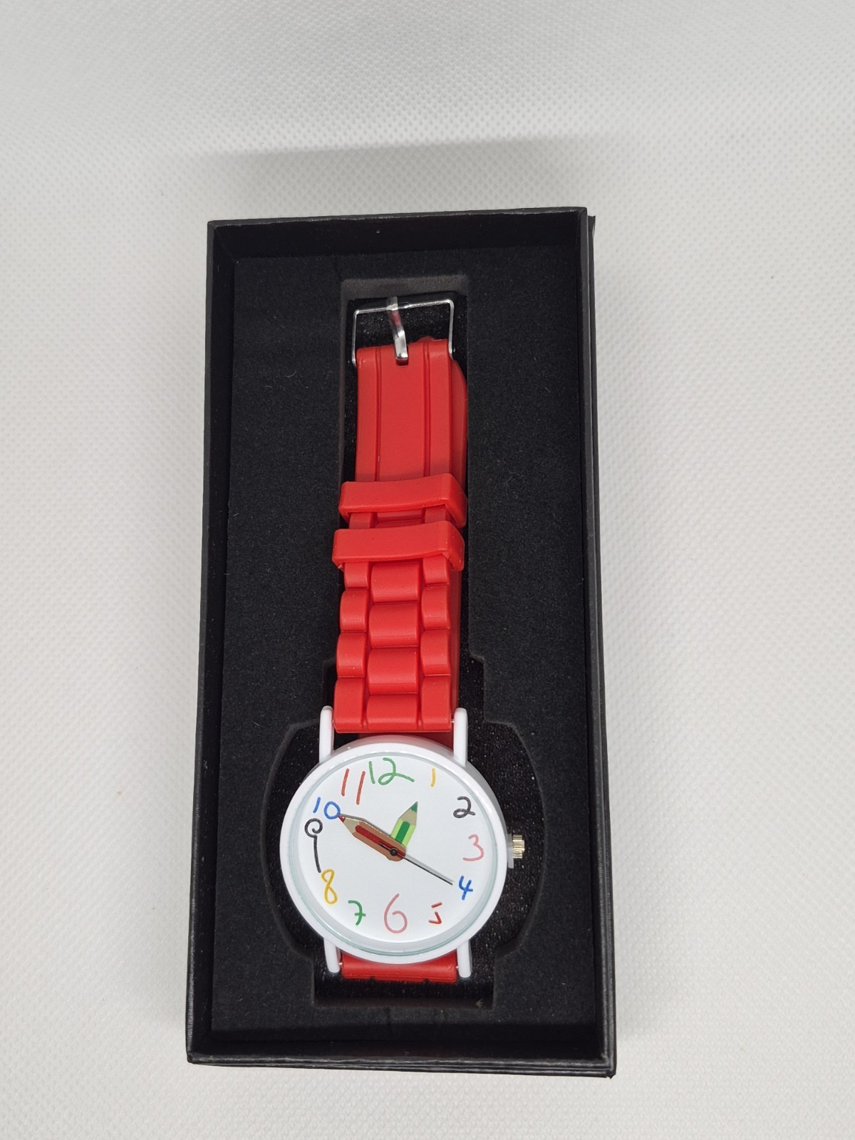 Quartz Analog Wristwatch Red Rubber Strap White/Multicolor Arabic Dial Box