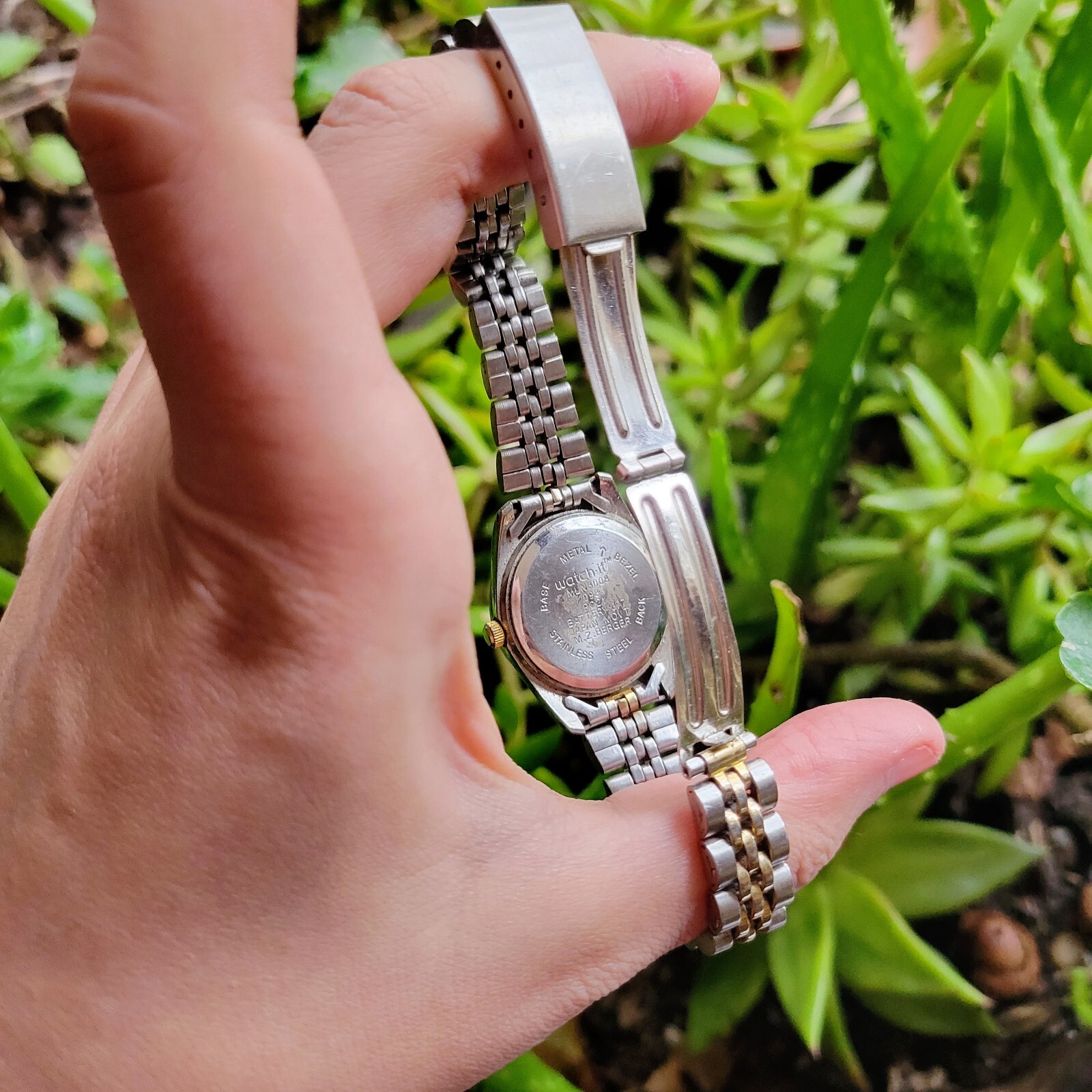Classic Watchit Quartz Classic Gold & Silver Watch