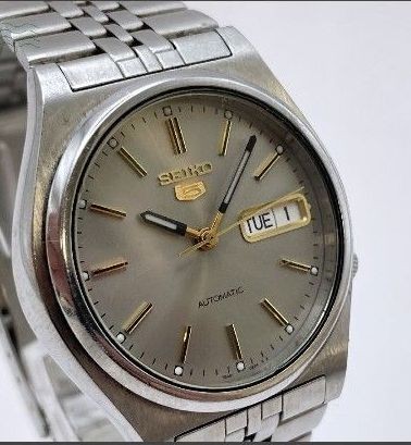 SEIKO 5 7S26 3170 Automatic Analog Round Silver Men’s Watch Working Used