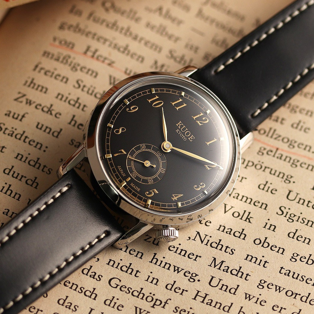KUOE KYOTO OLD SMITH 90-007 Small Seconds Automatic Black Dial Cordovan Strap