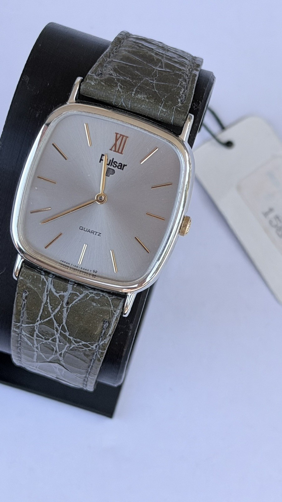 Pulsar V329-6030 Quartz NOS 28x30mm Gold Tone Vintage 1980s Seiko Japan Rare