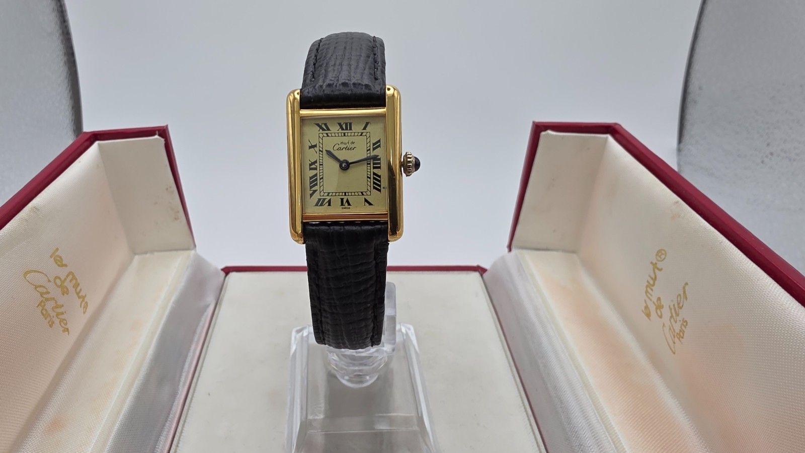 Must de Cartier Tank 18ct Gold on Sterling Silver Lady’s Watch in Cartier Box.