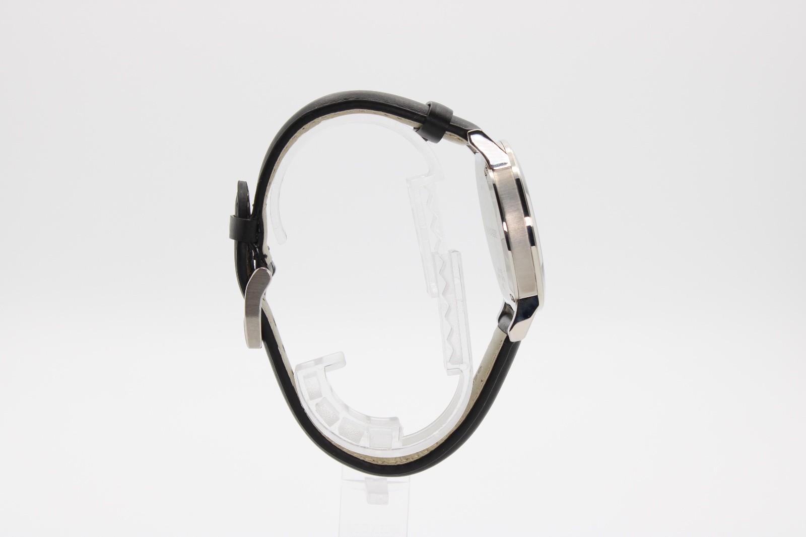 BURBERRY The City 38mmBU9008 Silver Dial Black Leather Strap