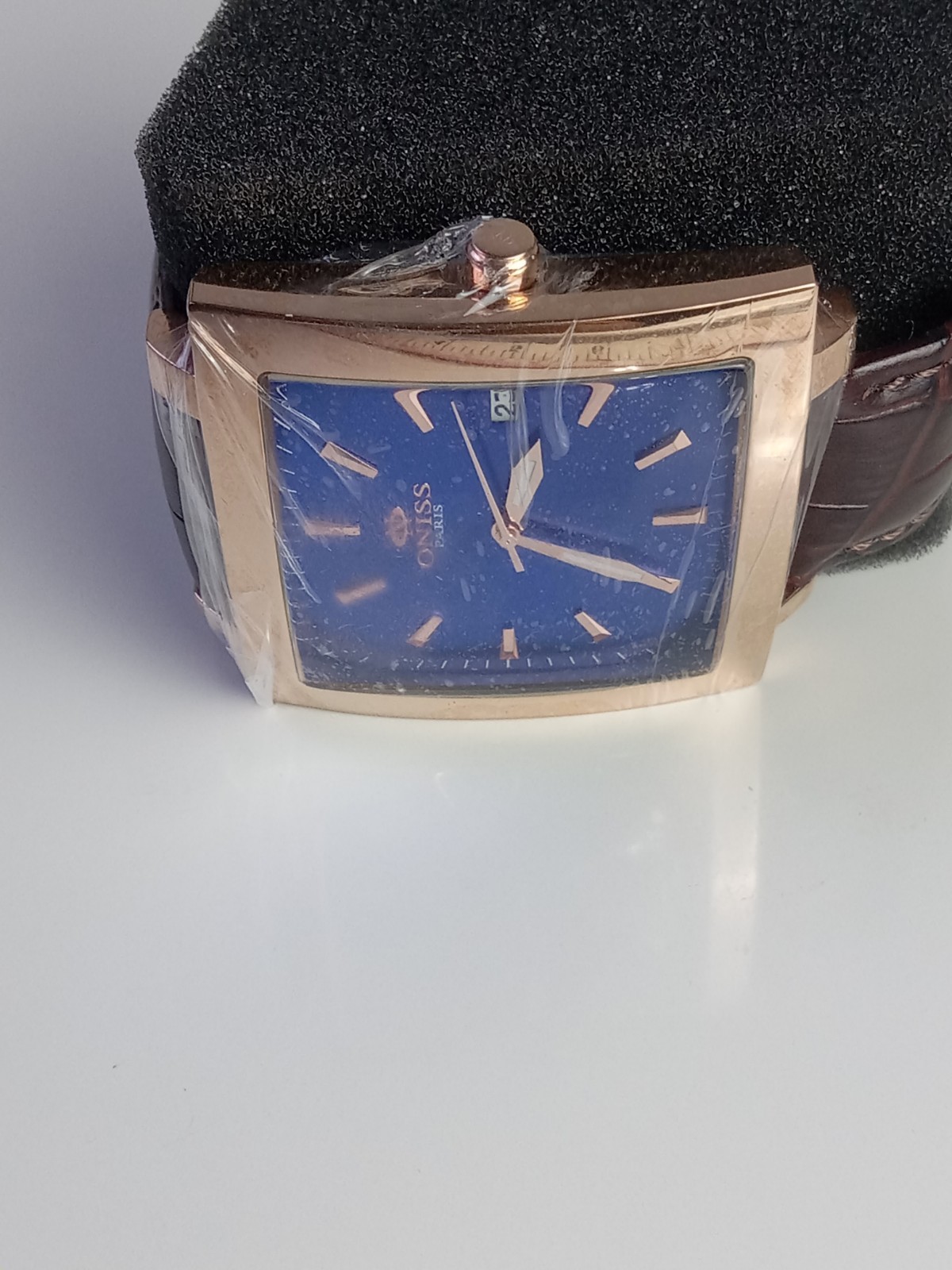 Oniss Men’s Rose Tone Blue SunRay 3 Hand Date Dial Sapphire Crystal Watch
