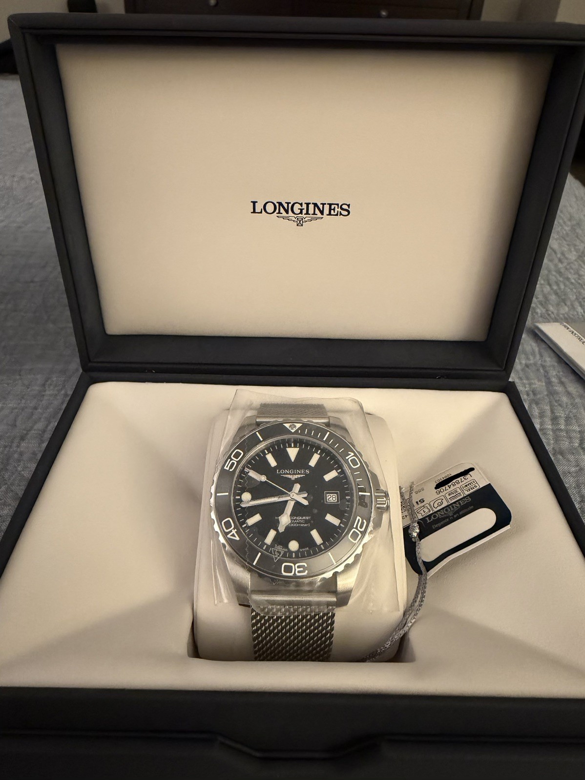 NEW Longines L37884706 2026 Hydroconquest Black Dial Grey Bezel