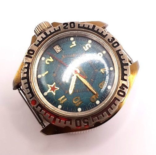 LEGENDARY RUSSIAN VINTAGE MENS WATCH VOSTOK KOMANDIRSKIYe MECHANICAL WORKING RAR
