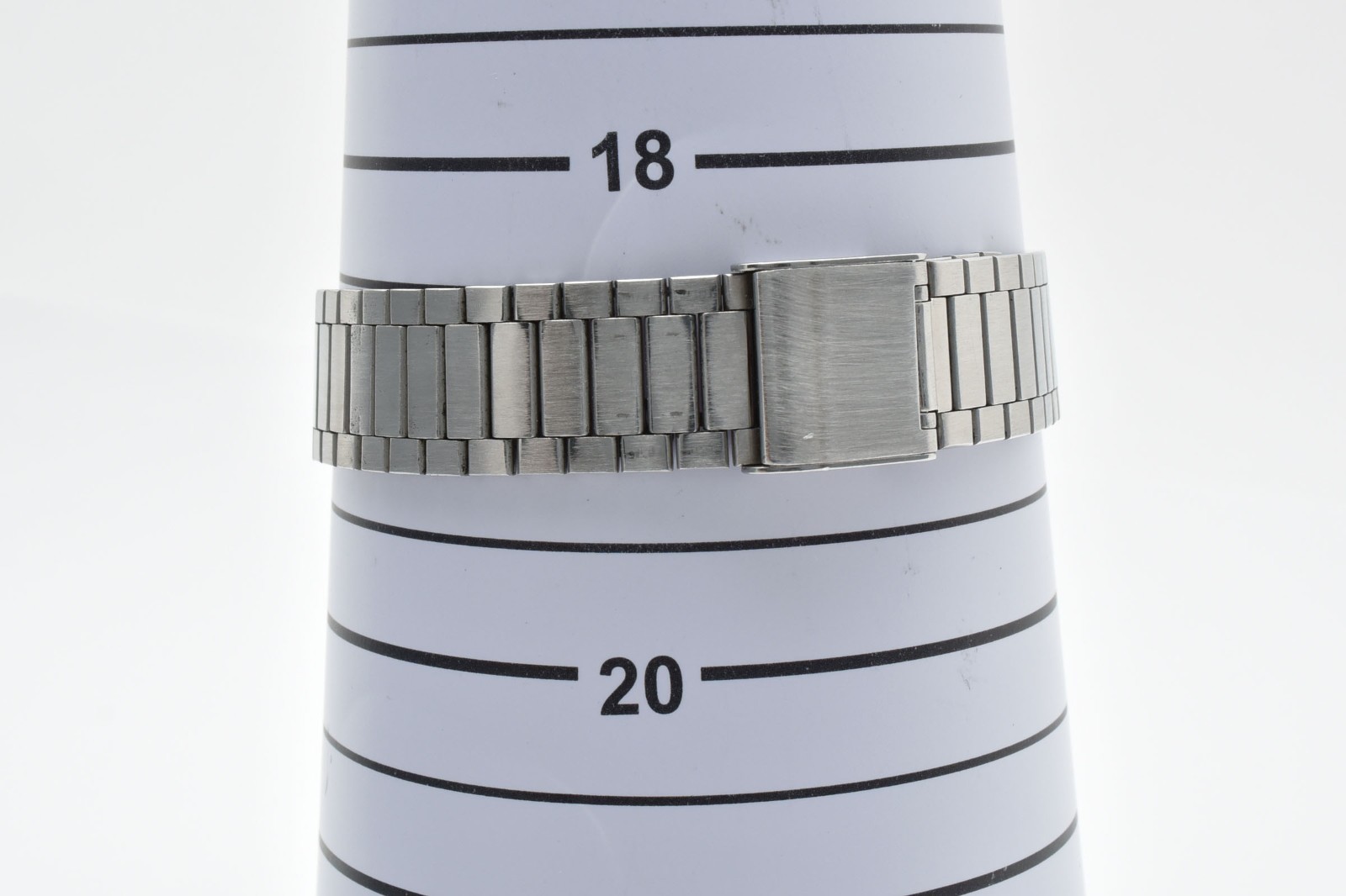 Rado Diastar 114.0391.3 Black Dial Diamond Index Quartz Mens Watch Works #33