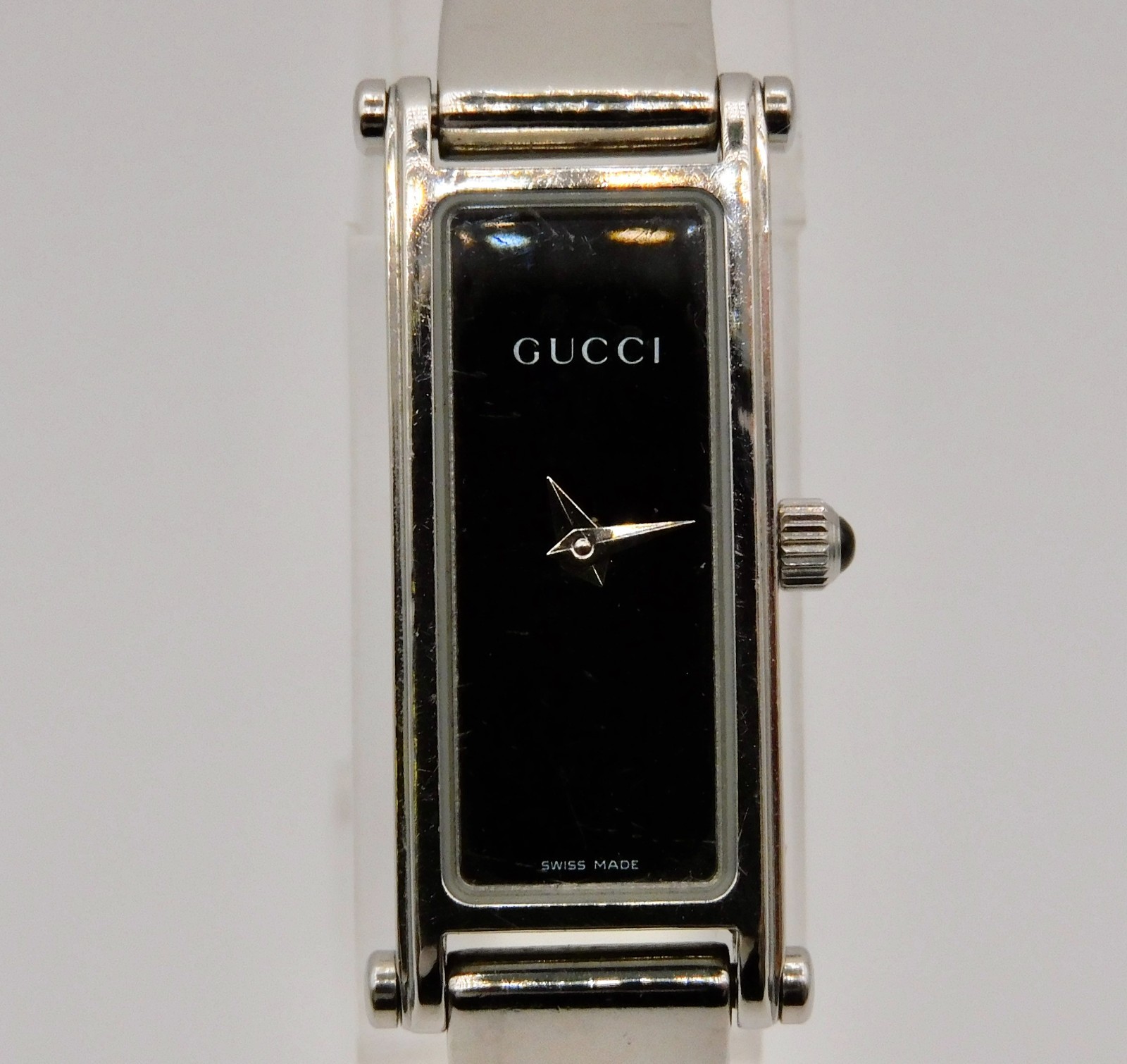 GUCCI 1500L Silver Black WOMEN’S WATCH VINTAGE