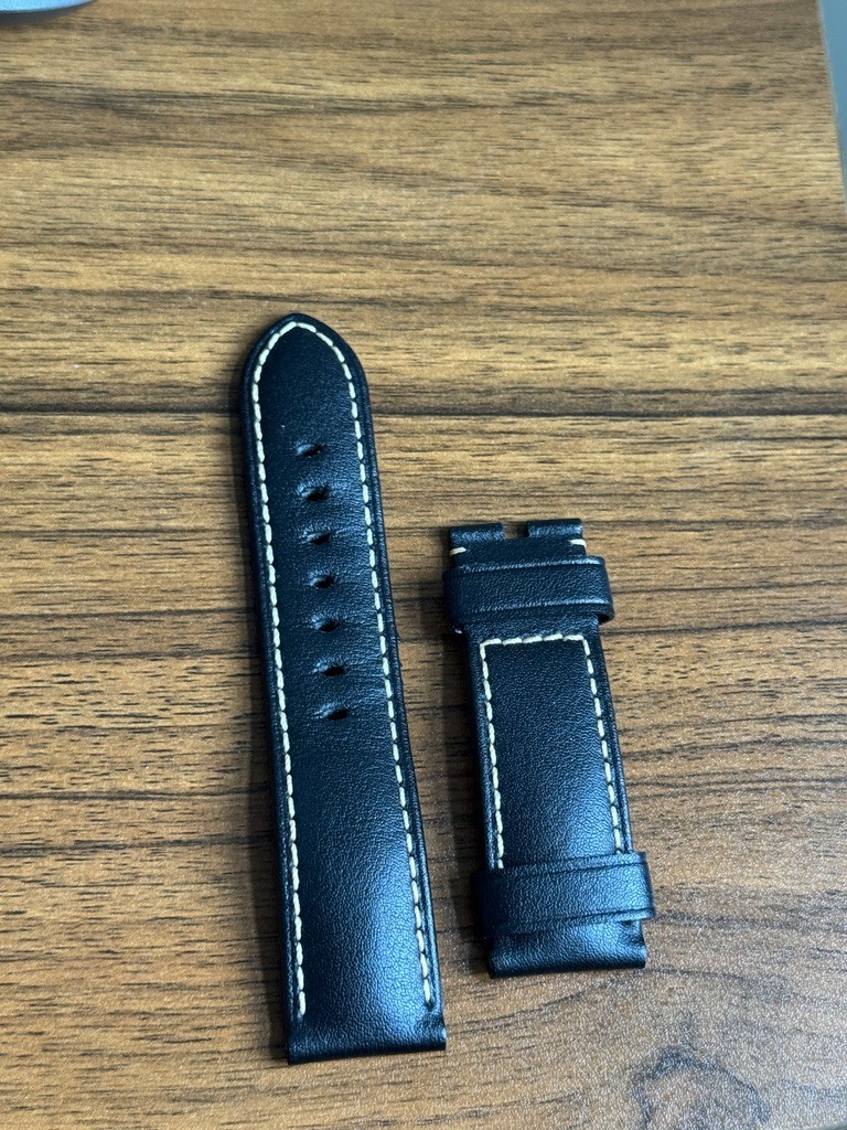 Paneri Luminor Logo PAM01084 2024 Black Dial
