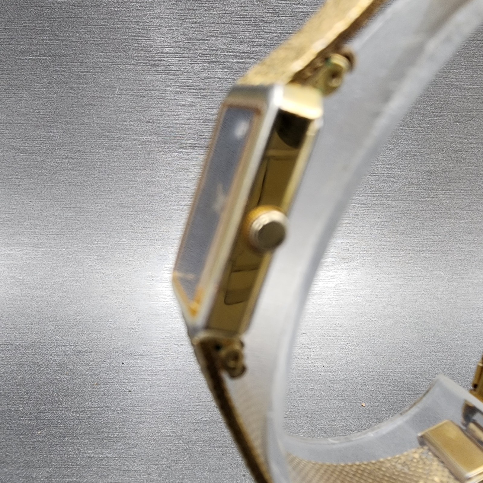 Seiko Tank Watch Women 13mm Black Dial Gold Tone Rectangle 2e20-6239 New Battery