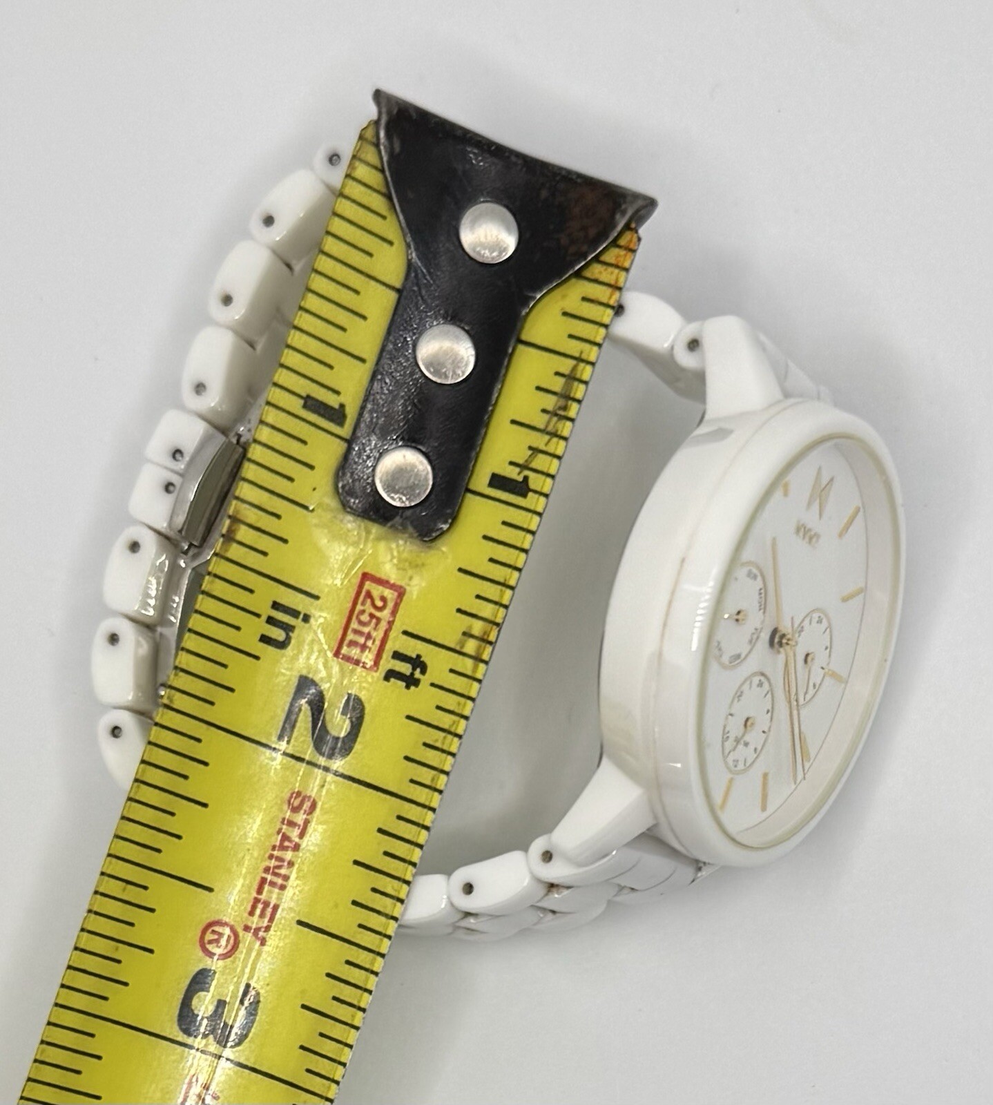 Authentic MVMT Nova Ceramic Gloss White | 38MM