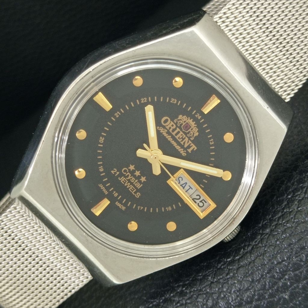 ORIENT CRYSTAL AUTOMATIC VINTAGE JAPAN MENS BLACK COLOR DIAL WATCH a707778-1