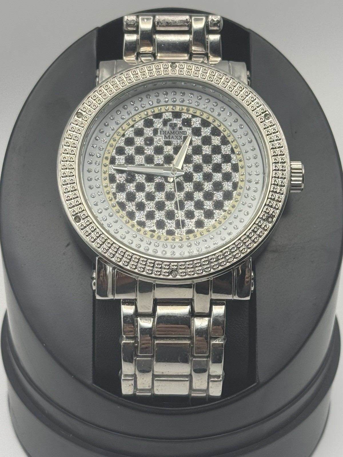 Diamond Maxx Quartz Silver Tone Stainless Steel 44mm Checkerboard Dial Watch