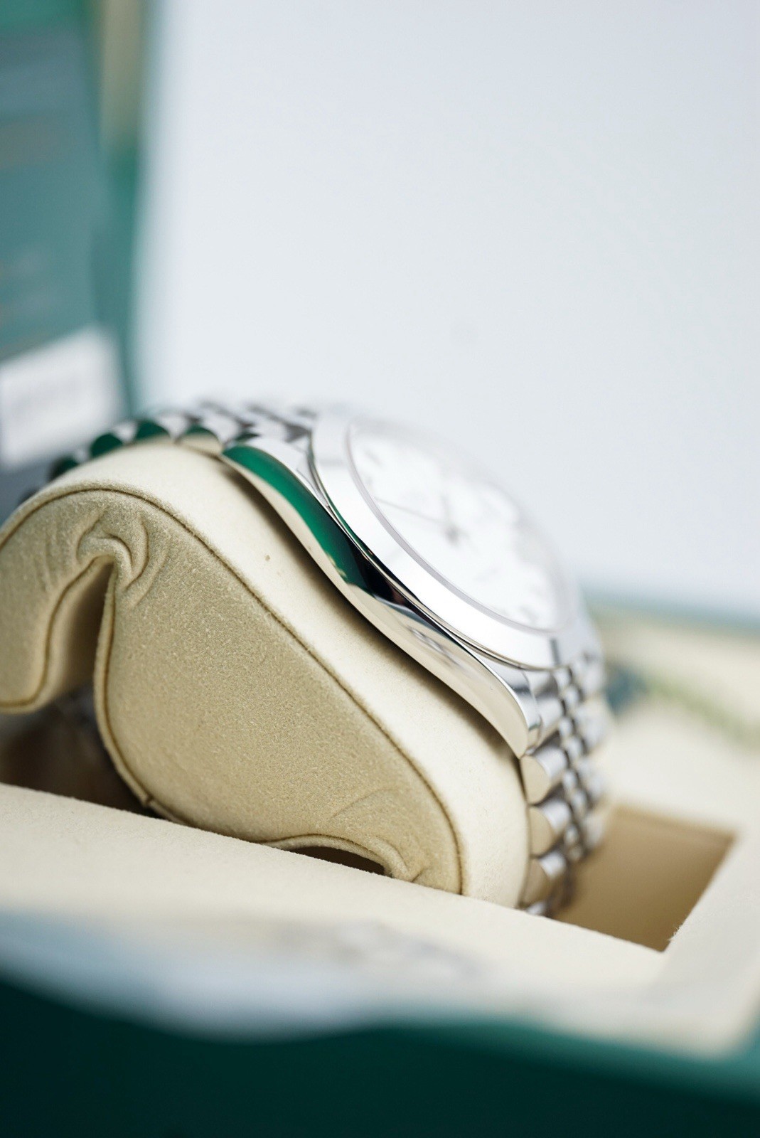 2026 Rolex Datejust 41, White Jubilee, Full Set, 126300