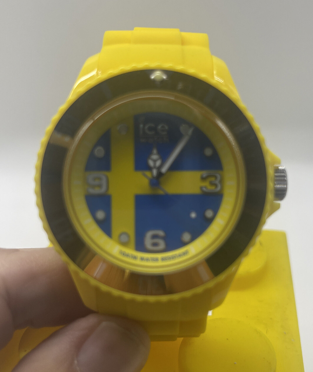Rare 2012 Ice World Sweden Edition Big Unisex Yellow Blue Analogue Watch New