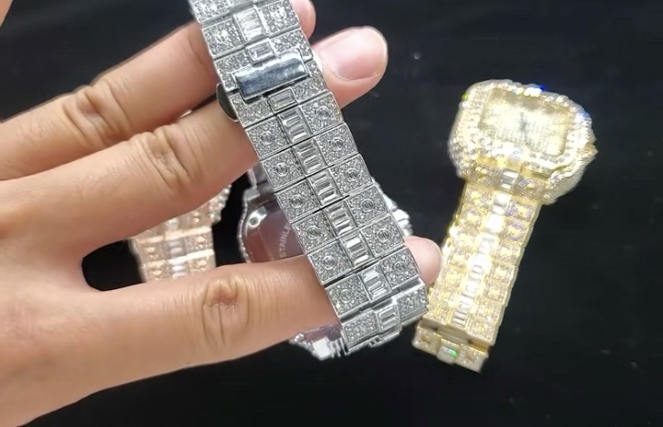 Iced Out Mens Luxury Waterproof Square Quartz Watch💎 12mm