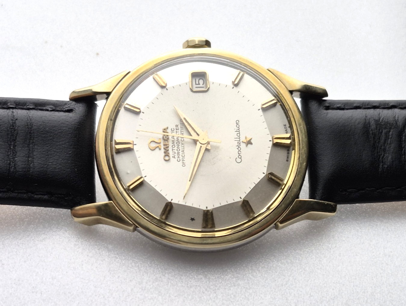 Vintage 14K / SS Omega Constellation Pie-Pan 168-005 caliber 561 .SERVICED.
