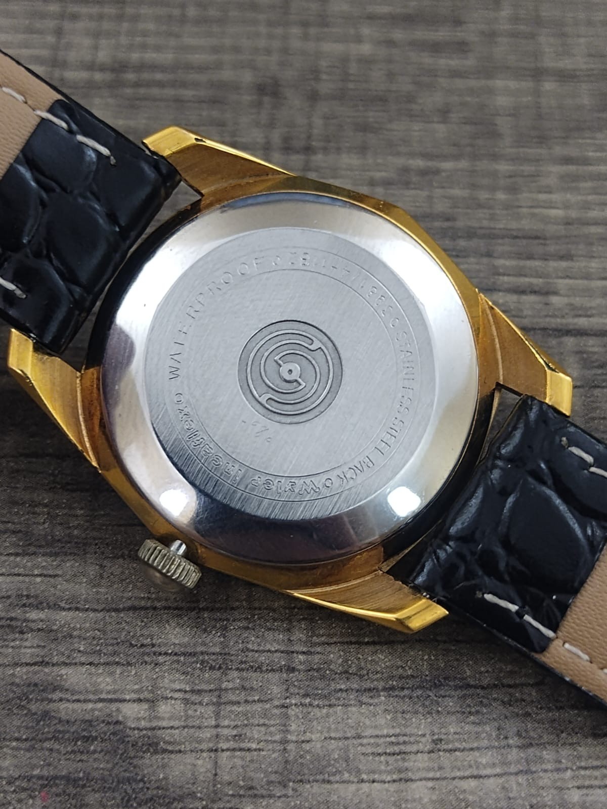 WYLER Incaflex -rare OCTAGON faceted Case- RARE Black GLOSS Dial – ETA 2354