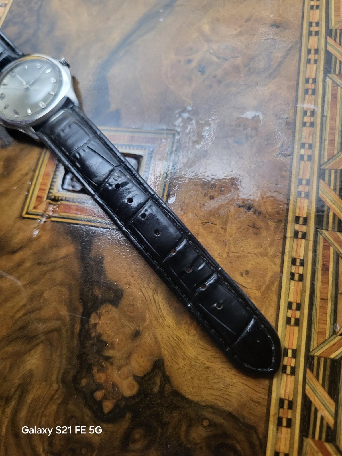 Bulova 23 Jewel Self Winding Vintage Men’s Watch Silver Dial Black Leather