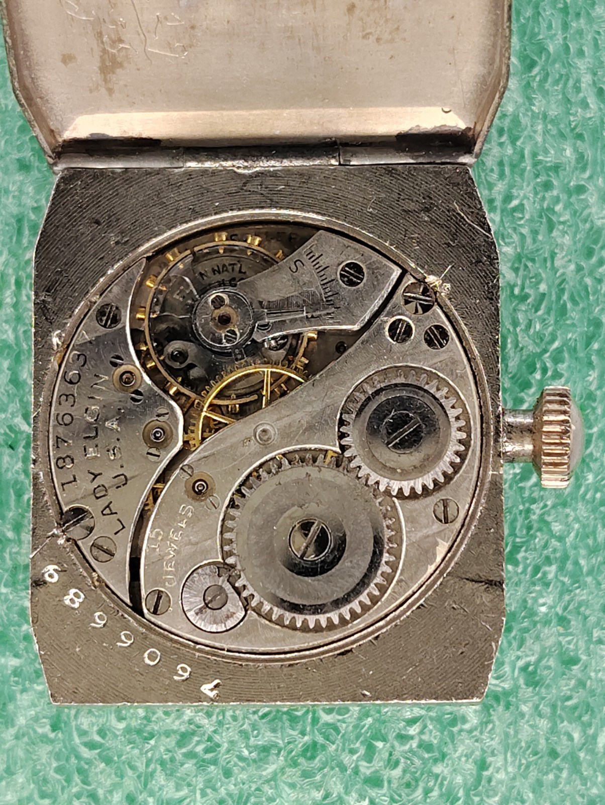 lot C2448 Lady Elgin Hindged Fancy Engraved Case Manual Wind Vintage Watch Parts