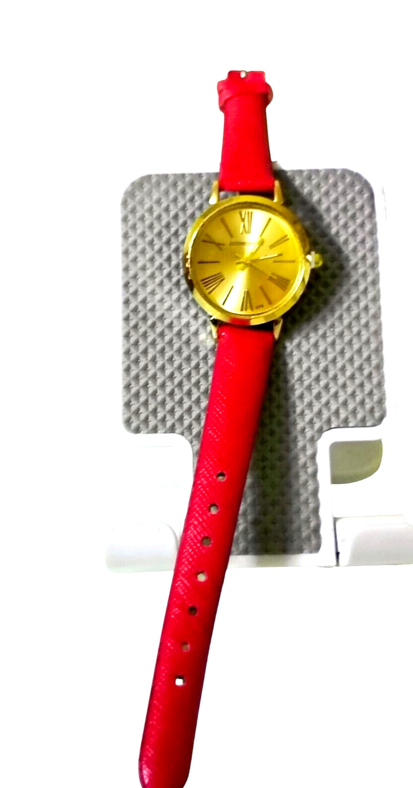 Luxury Analog Quartz Leather Red Strap Watch Women Fashion An Attractive Gift