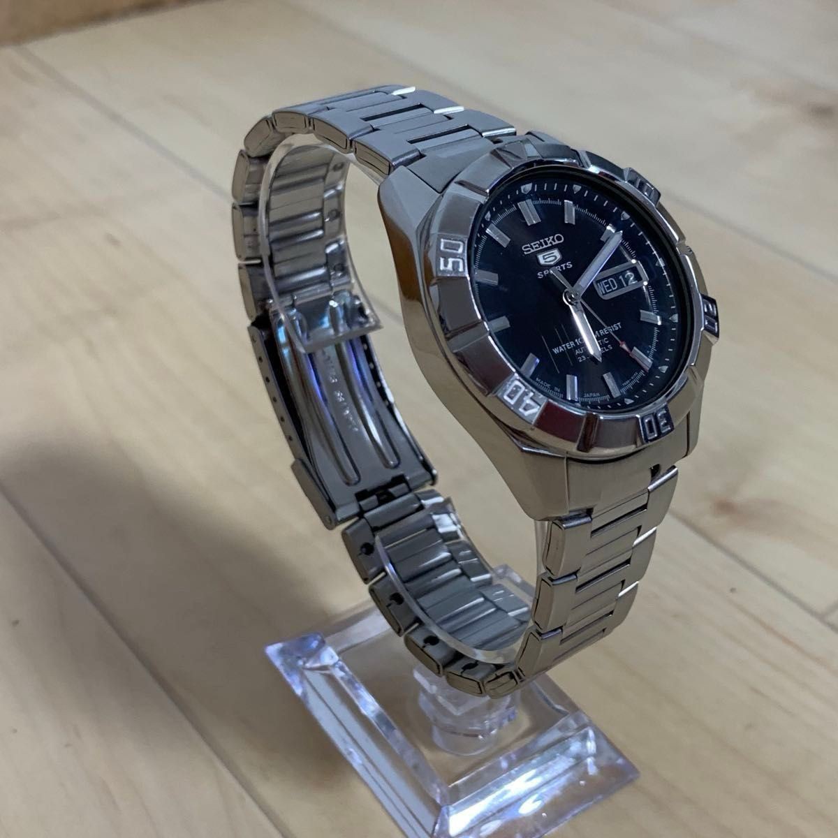 SEIKO 5 SPORTS Automatic Wristwatch Black Dial Silver Case Pre-owned – Good