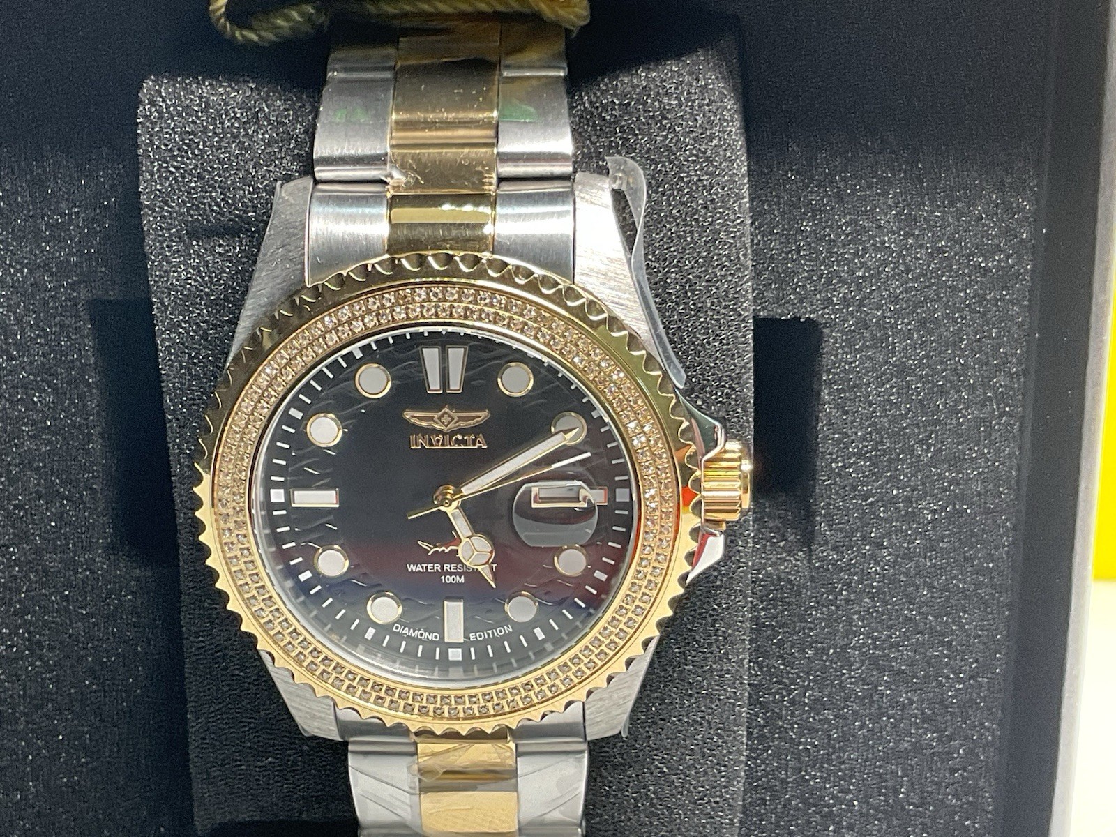 Invicta Diamond Pro Diver. New Old Stock. 43mm. Just Under 1 Carat Of Diamonds!