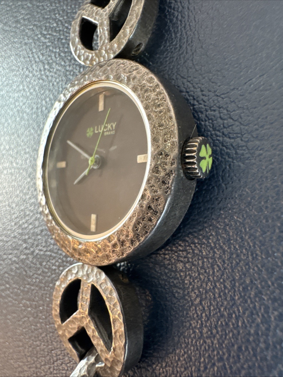 Lucky Brand Watch Peace Sign Needs Battery 6.25″ Womens 32mm Hammered Metal