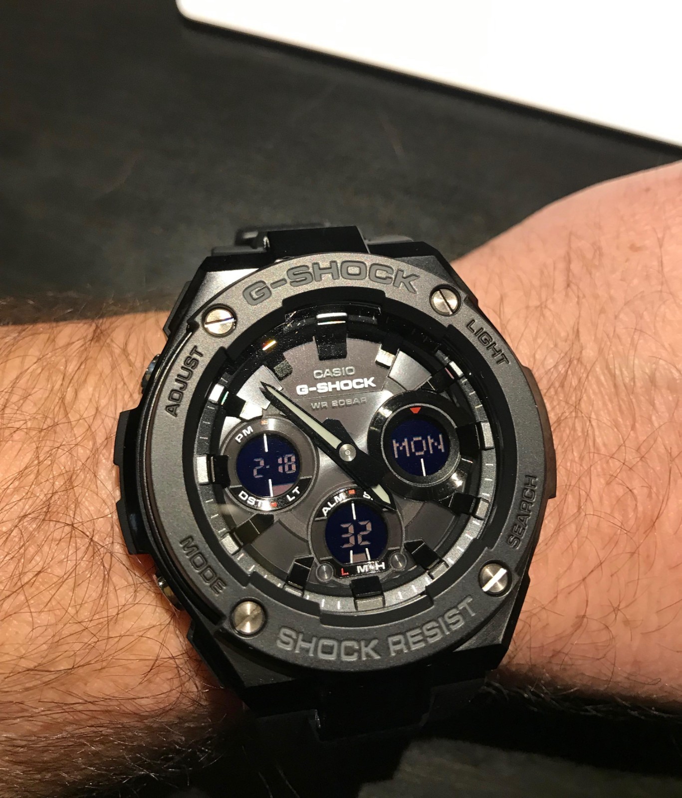 NON-WORKING Casio G-Shock GSTS100G1B Men’s Watch Black Band Digital Sub-dials