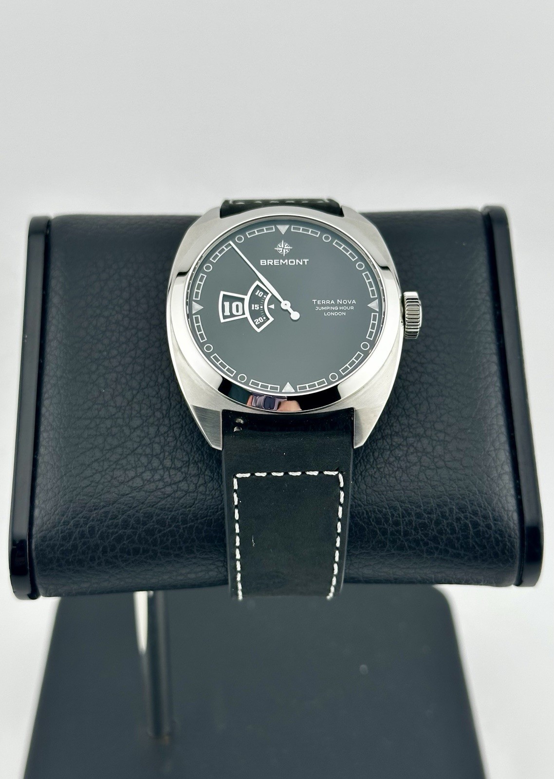 Bremont TERRA NOVA JUMPING HOUR 904L Stainless Steel 40.5mm 56 Hour Power Res