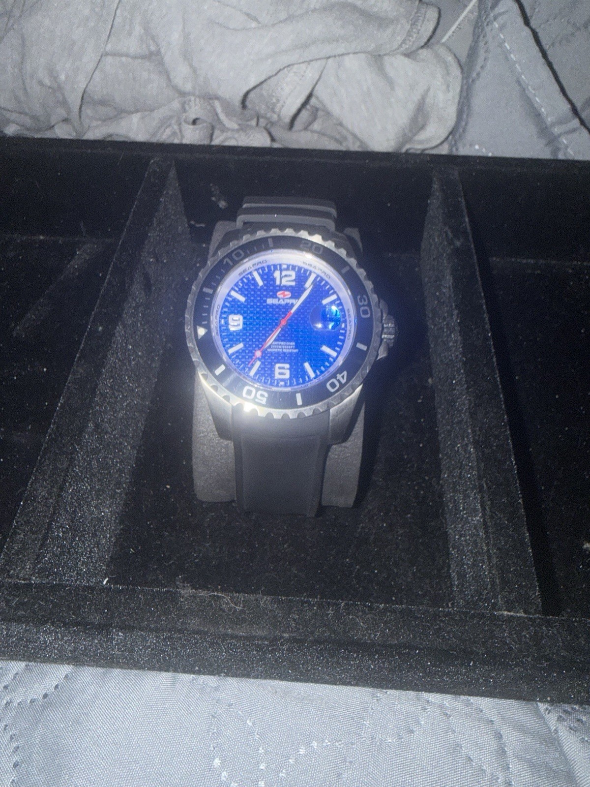 Seapro Abyss Mens Diver Watch 200 ATM Quartz Blue Dial Black Strap Date