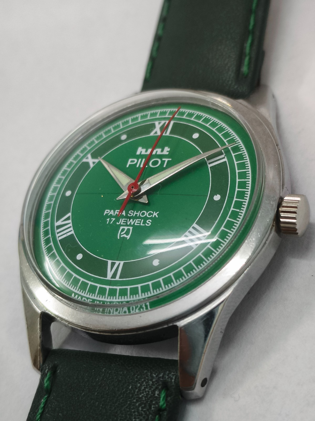 Vintage HMT Pilot Green 17 Jewels Mechanical Hand Winding Men’s Wrist Watch